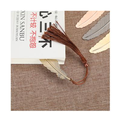 China Cheap Price China Direct Selling Price Metal Feather Bookmark With Tassels for sale