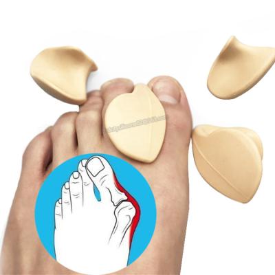 China Toe Separator Reusable Eco-Friendly Silicone Bunion Corrector Toe Spreaders Splint for sale