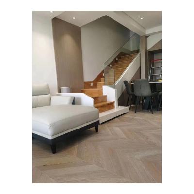 China Gray Wood Floor Oak Solid Traditional Walking Low Noise Modern Flooring Easy To Clean for sale