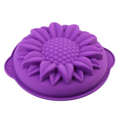 China Largest Viable Baking Pan For Chiffon Cake Sunflower 10in Bakeware Tools Silicone Cake Pan for sale