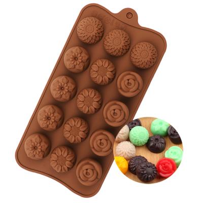 China Sustainable Three Flowers Cake Decorations Silicone Chocolate Molds Baking Mold for sale