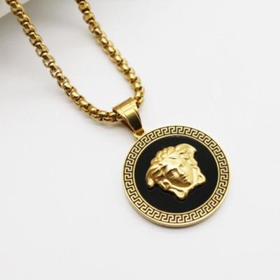 China New Hiphop Gold Hiphop Crystal Medusa Necklace Jellyfish Jewelry Pendant Necklace Titanium Popular Greek Popular Pendant Necklace Jellyfish for sale