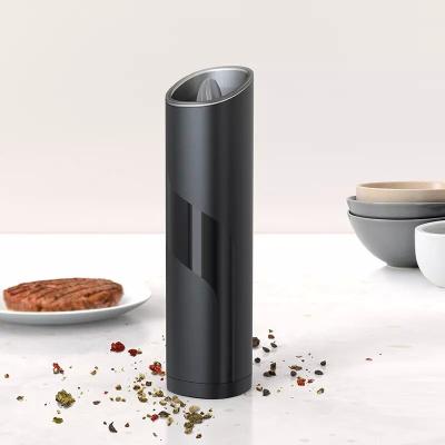 China New Sustainable Battery Operate Electric Gravity Salt and Pepper Mill for sale