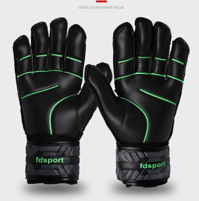 China Finger ProtectionÂ   Custom Brand Professional 4mm Thick Upper Latex Soccer Goalkeeper Gloves for sale