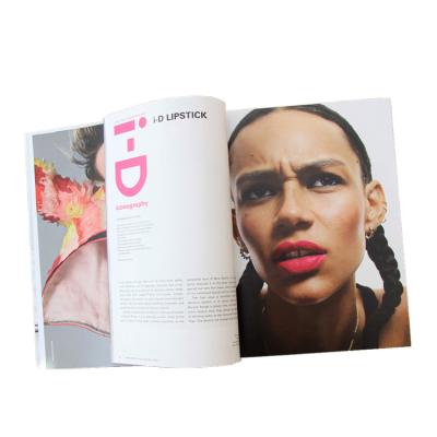 China paper & Cardboard Custom Design Fashion Magazines Full Color Luxury Custom Printing for sale