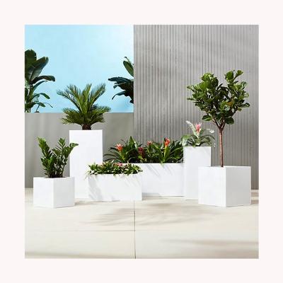 China Custom Large Indoor Outdoor White Square Planter Garden Decoration Metal Planters for sale