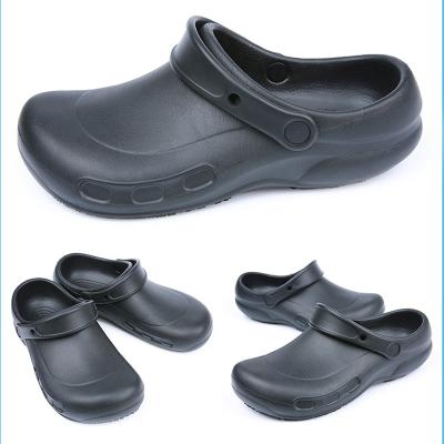 China Anti-Static Men Women Slip On Safety Heavy Duty Work Garden Clogs Restaurant Kitchen Chef Band Medical Shoes for sale