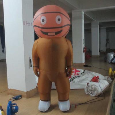 China Factory custom moving cartoon figure inflatable basketball man for products promotion for sale