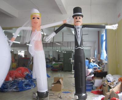 China Factory price customized 2.5mH inflatable bride and groom for wedding party for sale