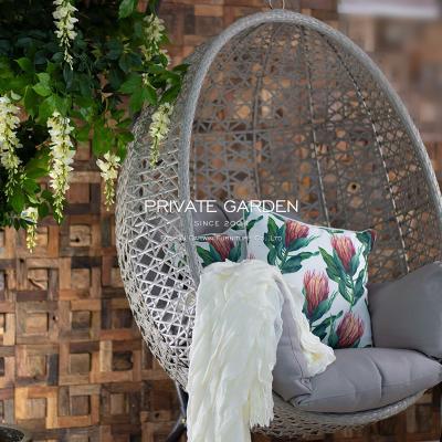 China Super comfortable stylish patio swing chair metel stand up hanging chair for sale