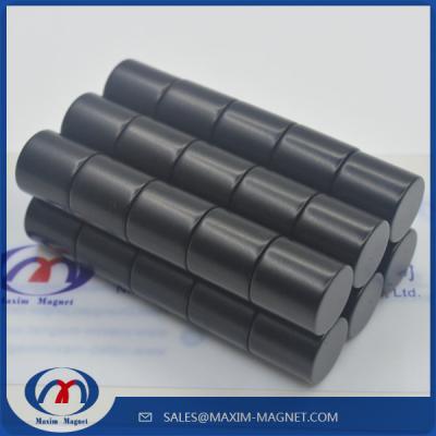 China Neodymium round magnets in bulk packaging for sale