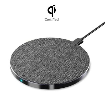 China Mobile Phone OEM Factory Supply Qi Standard Metal Wireless Charger Ultra Light Fast Charging With 15W Qi for sale