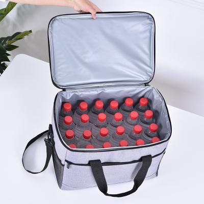 China Custom Waterproof Outdoor Picnic Waterproof Cooler Tote Bag For Outdoor Sports With Soft Strap Cooler for sale