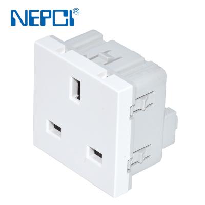 China Residential / General Purpose Chinese Type Factory UK Power Socket Module XJY-QB-30 British Power Socket Outlet 250V 13A for sale