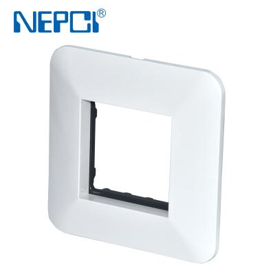 China PC TR Arc Shaped Wall Plate Switch Outlet Faceplate 1 Strip 86*86mm White Metal Bracket XJY-QB-101A for sale