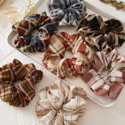 China Hot Selling Environmentally Friendly Korean Retro Hair Accessories Elastic Hair Band Styling Ins Plaid Fabric Scrunchies For Girls for sale