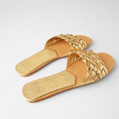 China Flat 2022 New Summer Women Slides Gold PU Woven Upper Heel Non Slippers Flat Sandals Women's Big Size 35-42 Shoes for sale