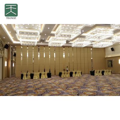 China Hot Sales 30-60db Hotel Modern Soundproof Panel TianGe Wall Divider Board Room Functional Sliding Folding Office Movable Partitions for sale