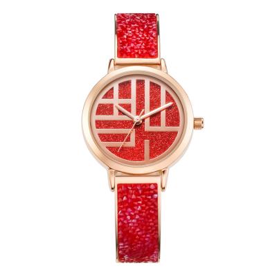 China IP Rose Gold Womens Fashion Watch Alloy Ladies Classic Quartz Watch for sale