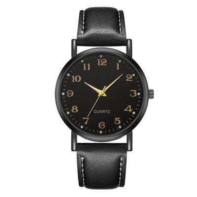 China Leather Band Men Minimalist Waterproof Watch Zinc Alloy Material for sale