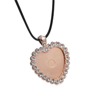 China DIY Jewelry Accessory Factory Supply Necklace Pendant With Chains Setting Chains Matching Cabochon Jewelry DIY Making Cabochon Base Necklace for sale