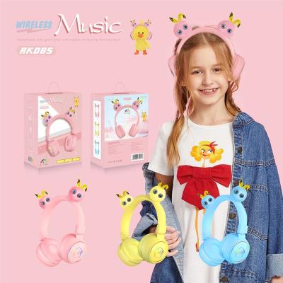 China Hot Cute Ledduck BT Earphone Microphones Headband Duck Headphones Gaming Headset Wireless Headphones Foldable for sale