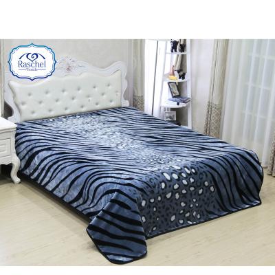 China Anti-pilling 100% polyester fur design double animal ply embossed raschel blanket for sale