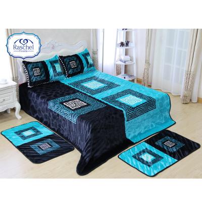 China Anti-pilling Polyester 100% Raschel Embossed Custom Printed Blanket for sale