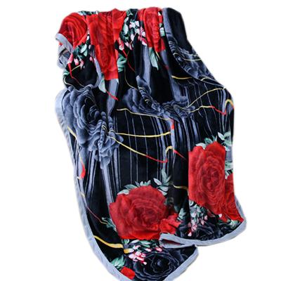 China Factory Wholesale Price Folded 100% Polyester Printing Black And Red Flannel One Ply Blanket for sale