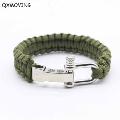 China QXMOVING Adjustable Camping Safety U Ring Paracord Survival Bracelet For Travel Nylon Outdoor Camping Survival Bracelet for sale