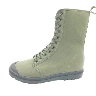 China Insulative 2019 army comfortable boot light outsole rubber safety shoes for sale