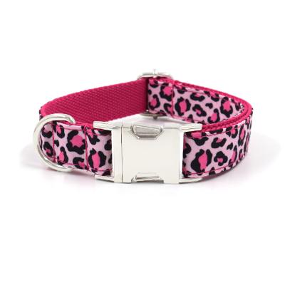 China Silvery Pink Leopard Buckle Bow Tie Dog Collar Dog Accessories Luxury Padded Pet Collars and Leashes for sale