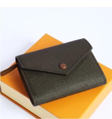 China Waterproof 2021 Customs Wallet Charger Power Bank Business Card Genuine Leather Portable Wireless Wallet For Woman for sale