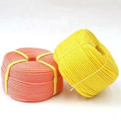 China High tenacity manufacturer wholesale PE braided rope pe packing rope 3 strand pe rope for sale