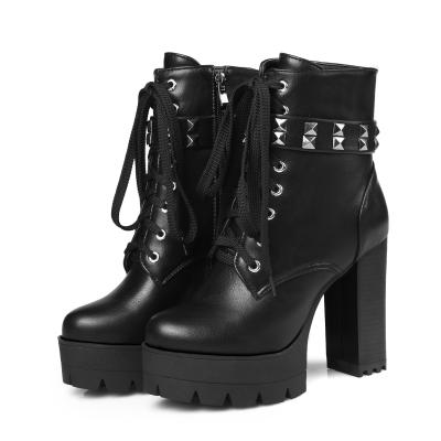 China 2021Retro Fashion Mardin Tube Fashion Rivet Lace-up Roman Short Leather Boots Thick High Heel Boot X270 for sale