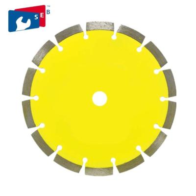 China Cutting Hard Stone Materials China Best Selling Segmented Cutting Stone Sintered Concrete Diamond Saw Blade for sale