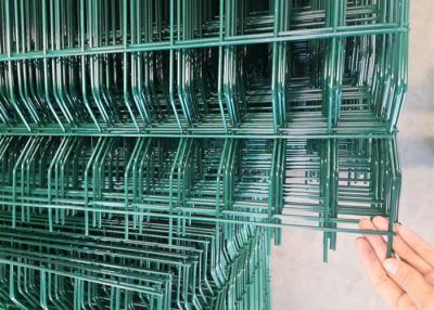 China Pre Galvanized PVC Coated Green 3D Welded Wire Mesh Fence 4mm 2 Curvy for sale