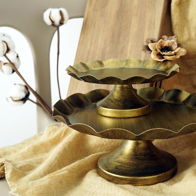 China Wooden Cake Tray With Iron For Table Tray Home Decoration Retro Style Viable Nordic Wedding for sale