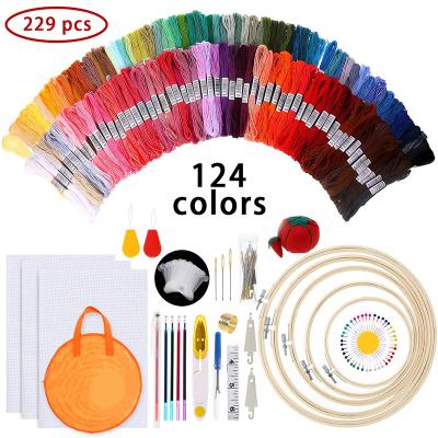 China Cute Magic Embroidery Pen Punch Needle Set With 124pcs Decoration Threads Needle Embroidery Patterns Punch Kit Craft Tool For DIY Sewing for sale