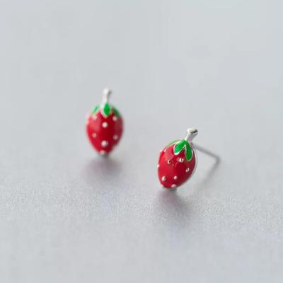 China Popular Hot Selling Fine 925 Silver Strawberry Cute Stud Earrings for sale