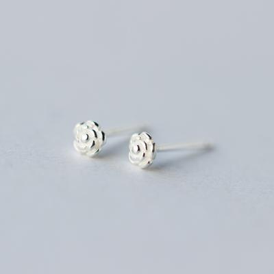 China Trendy Fashion Earring Studs New Design Flower Silver Earring for sale