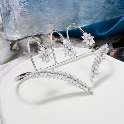 China Unique High Quality Palm Design Zircon Bangle Ring Fine Jewelry Punk Zirconia Hand Group Luxury Cubic Cuff Bracelets Drop Shipping for sale