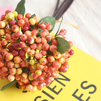 China JAFB-27 Berry Red Artificial Berry Plastic Flower Clusters For Bridal Wedding Flower Bouquet for sale