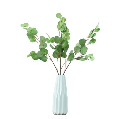 China AE-015 Silk Silk Artificial Single Color Artificial Eucalyptus Eucalyptus for Hotel Wall Home Decoration for sale