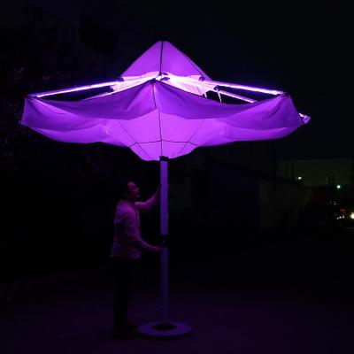 China Modern Outdoor Umbrella Patio Led Lightweight Umbrella for sale