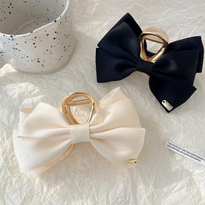 China Women Girl Daliy Life Hair Accessories New Elegant Ladies White/Black Bowknot Hair Claws Big Silk Bow Hair Clips Vintage Hair Accessories French Women Girls Hairpins for sale