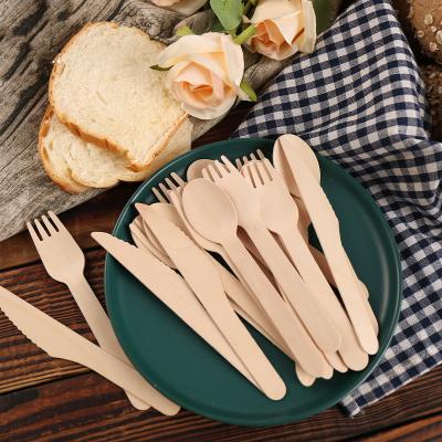 China Food Grade Disposable Compostable Wood Utensils Travel 16Cm Disposable Wooden Cutlery Set 140Mm Knife Fork Wooden Spoon Set Napkin Packaging for sale