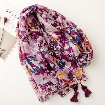 China Silk Scarf For Muslim Scarf Wholesale Summer Hot Selling Spring Hijab Print Bandana Travel Neck Scarf Ladies Scarves Women Custom Scarf by Pashmina for sale