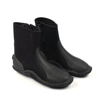 China Waterproof and keep warm neoprene boots for canyoning snorkeling scuba diving available in 5 and 7 mm neoprene for sale