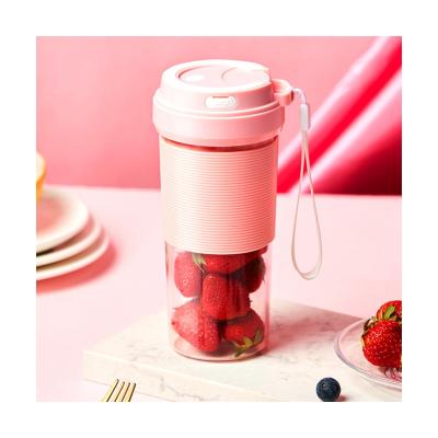 China Single Bottle Fully Automatic Portable Electric Blender Portable Electric Blender Household Squeezer Household Electric Juicer for sale